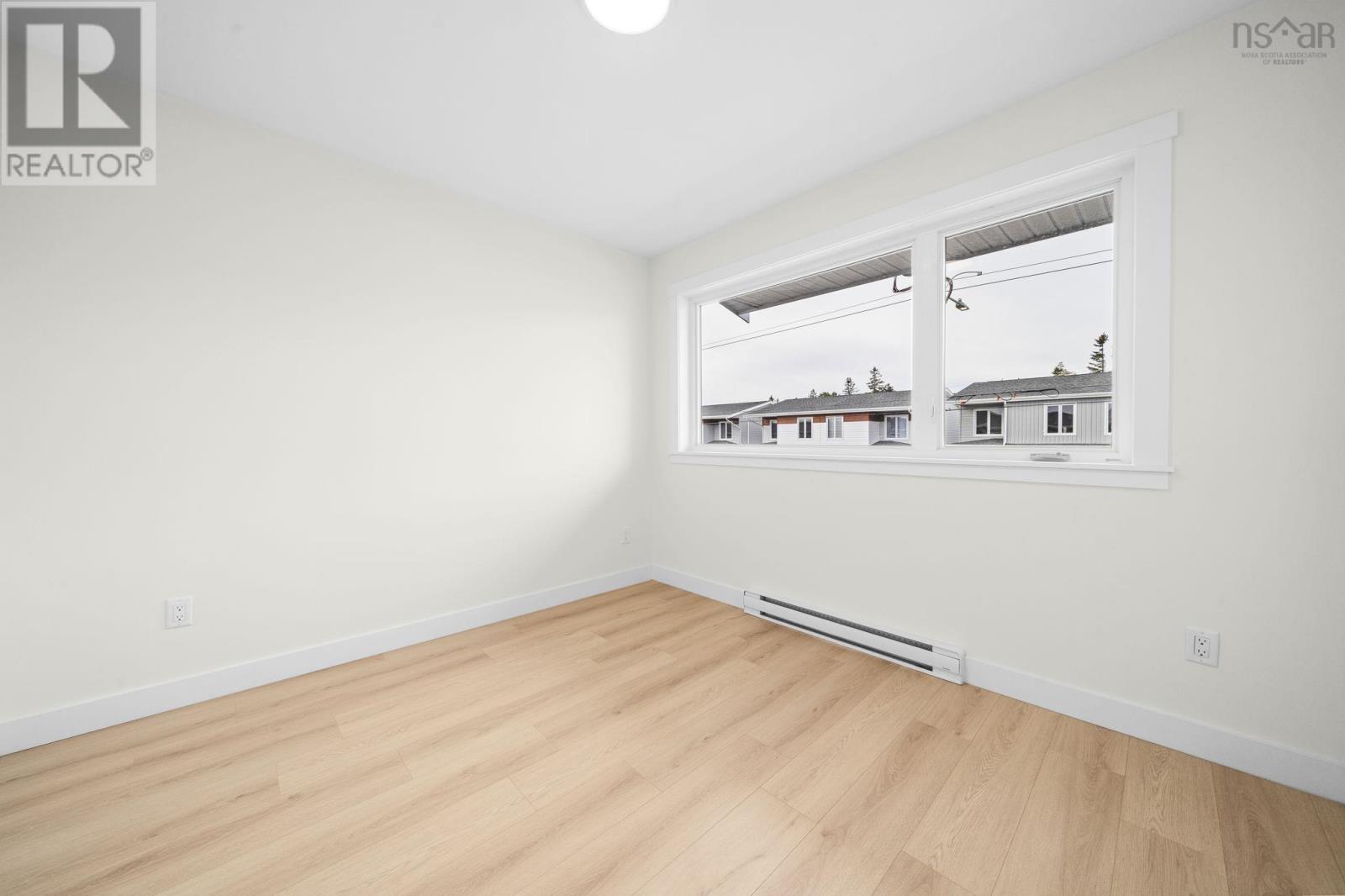32 Berm Street Property Photo 29