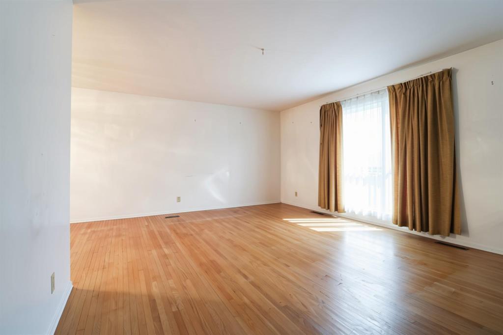 3 Willingdon Crescent Property Photo 2