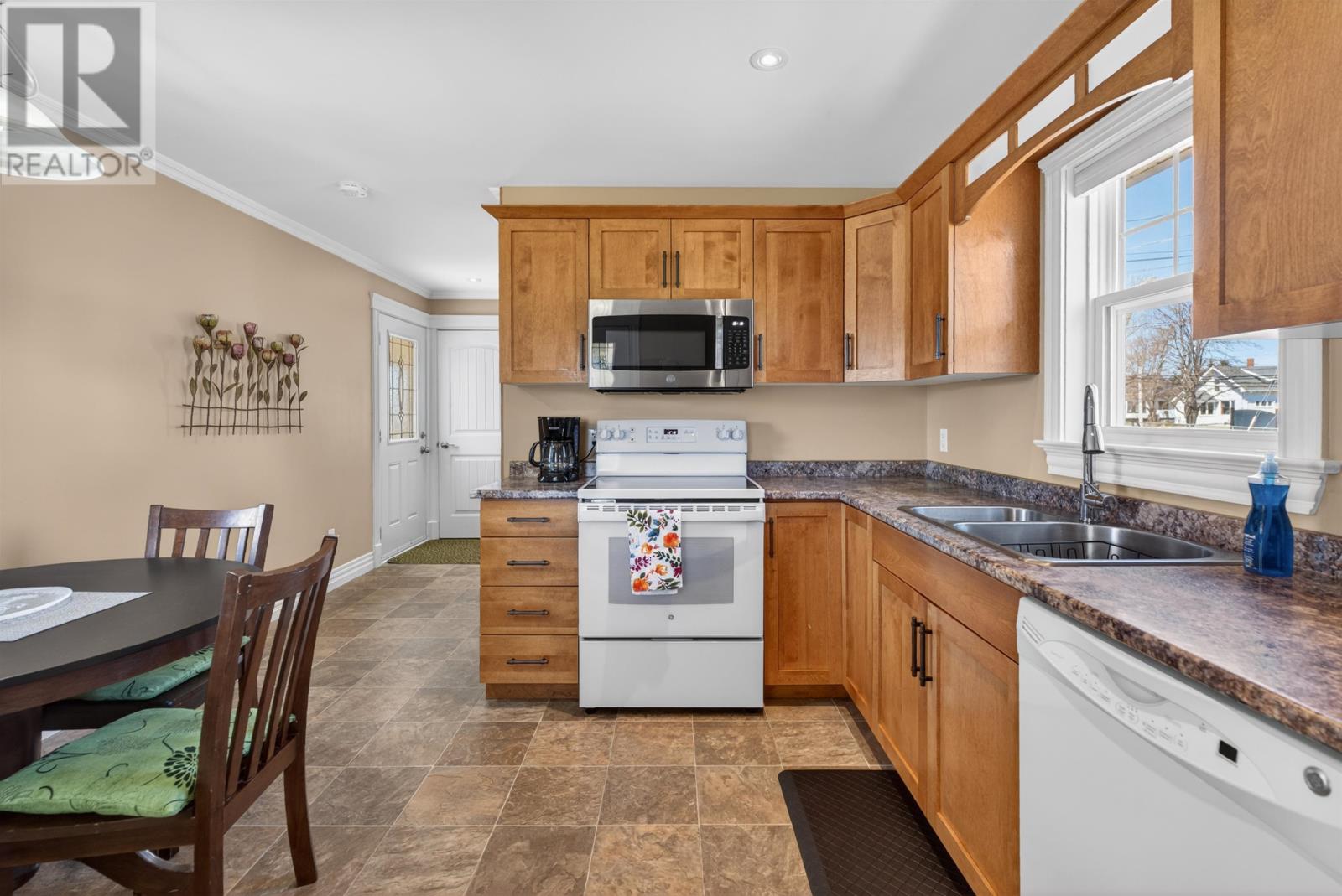 73 Duke Street Property Photo 21