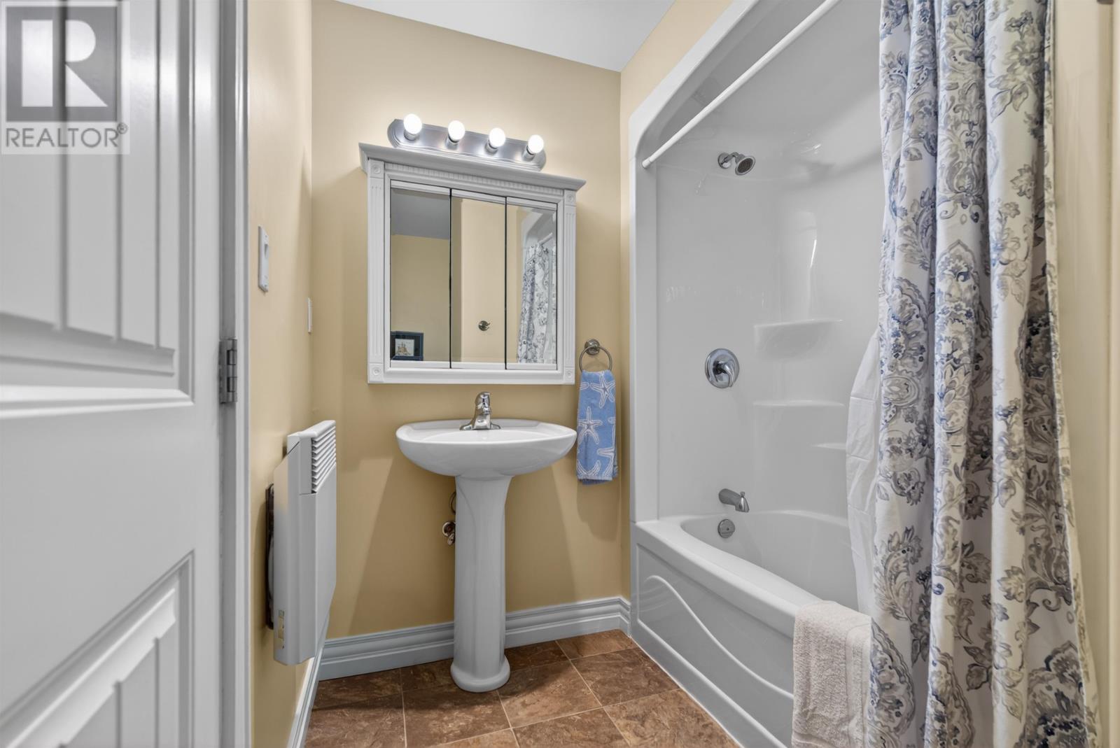 73 Duke Street Property Photo 29