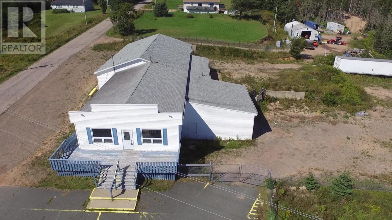 8 Bayview Road Property Photo 1