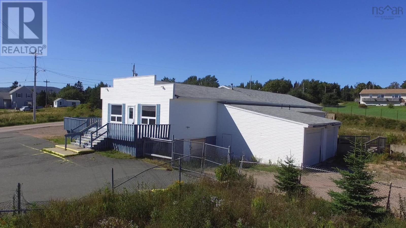 8 Bayview Road Property Photo 4
