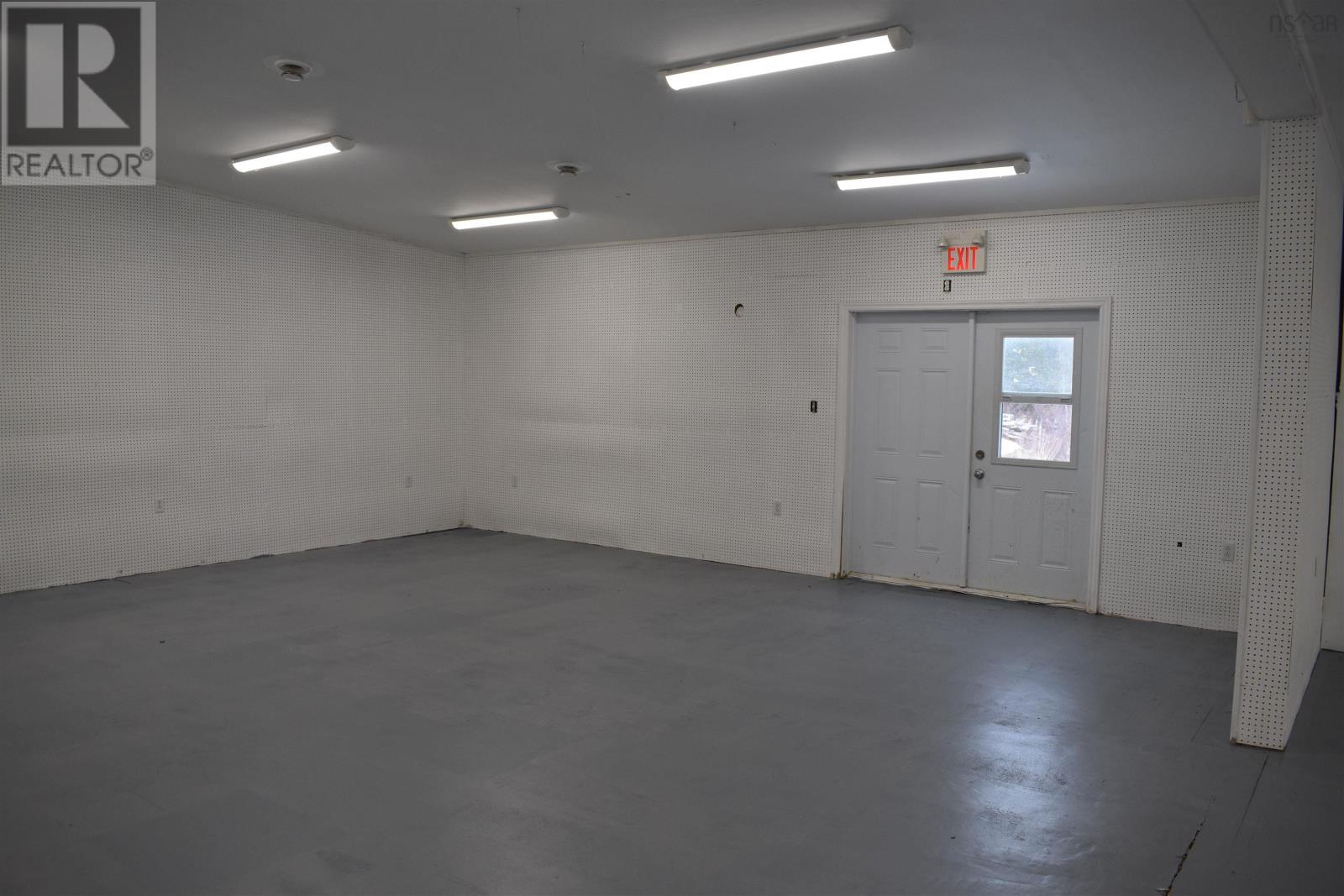 8 Bayview Road Property Photo 12