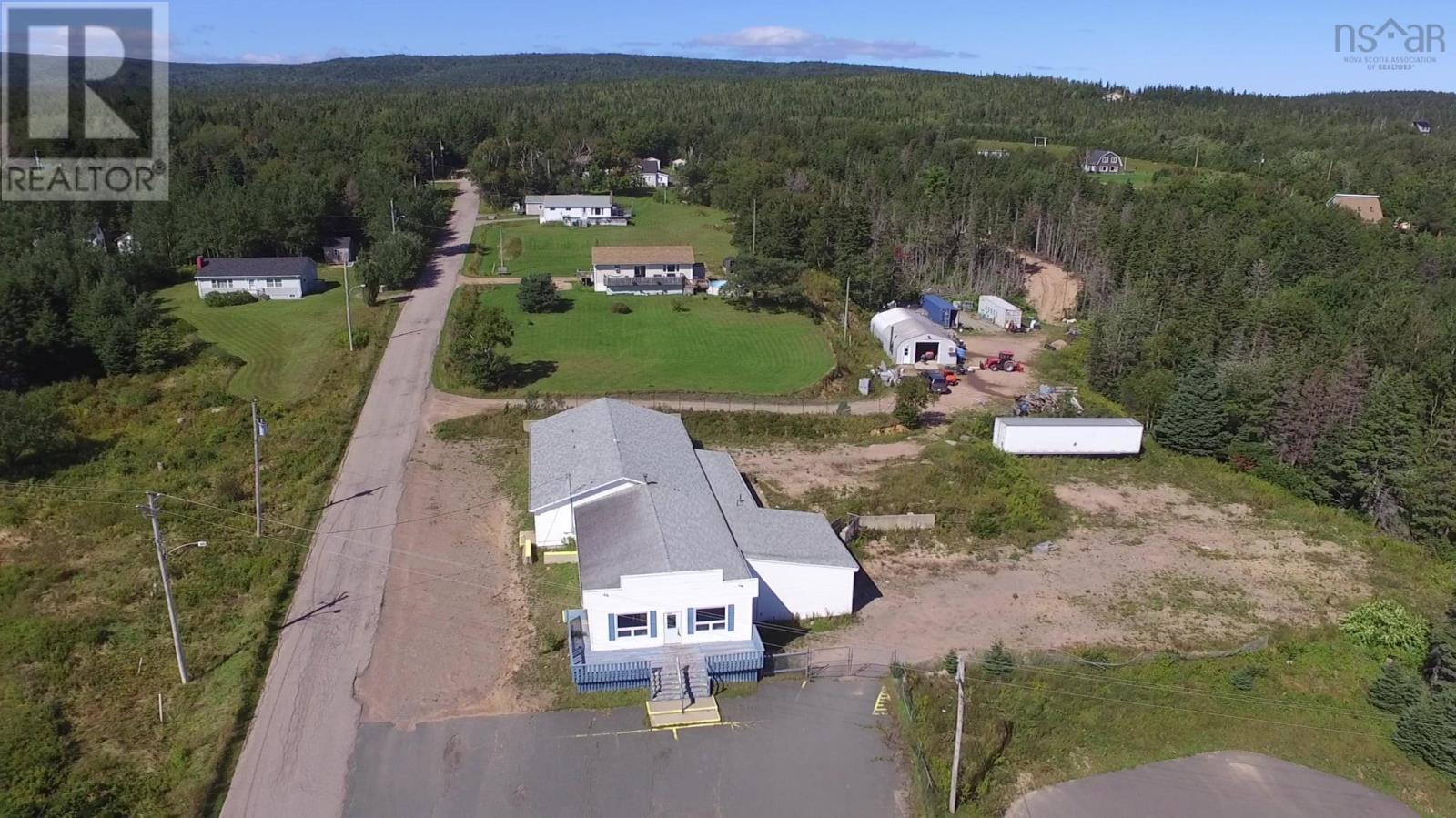8 Bayview Road Property Photo 23