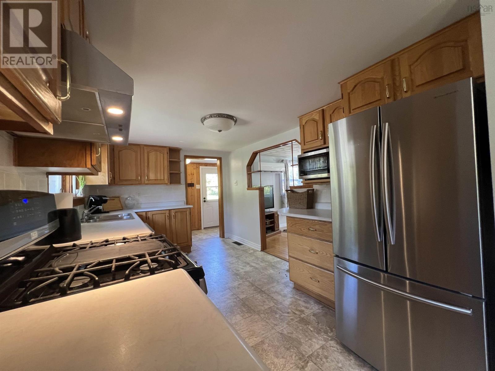 19 Davidson Road Property Photo 3