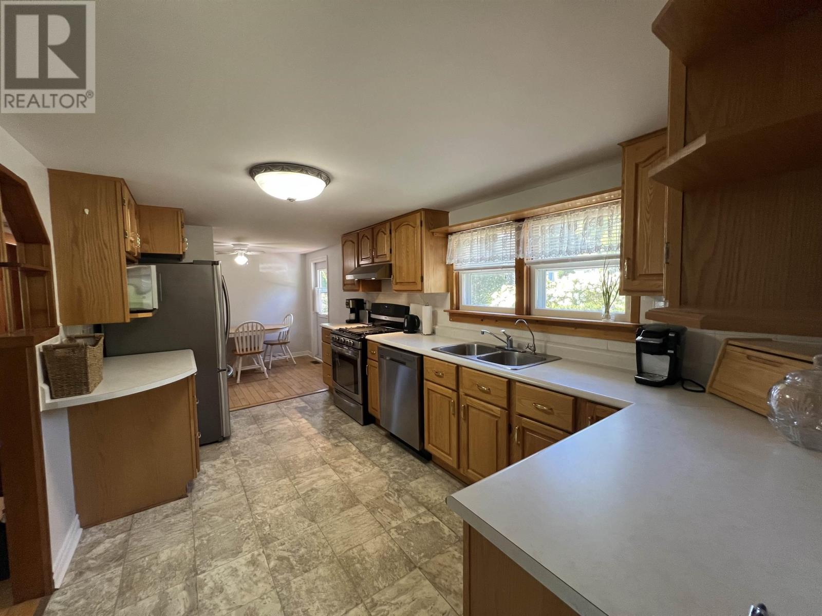 19 Davidson Road Property Photo 4