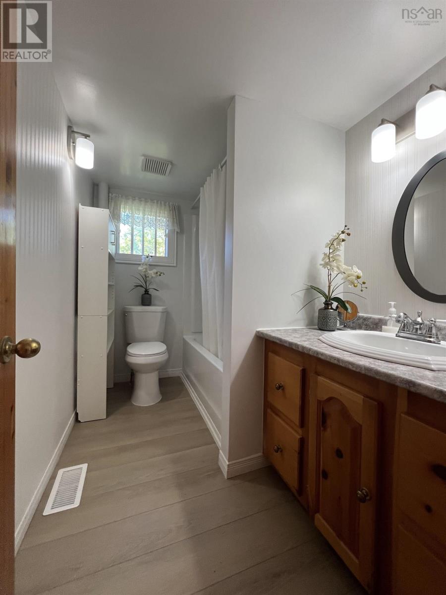 19 Davidson Road Property Photo 13