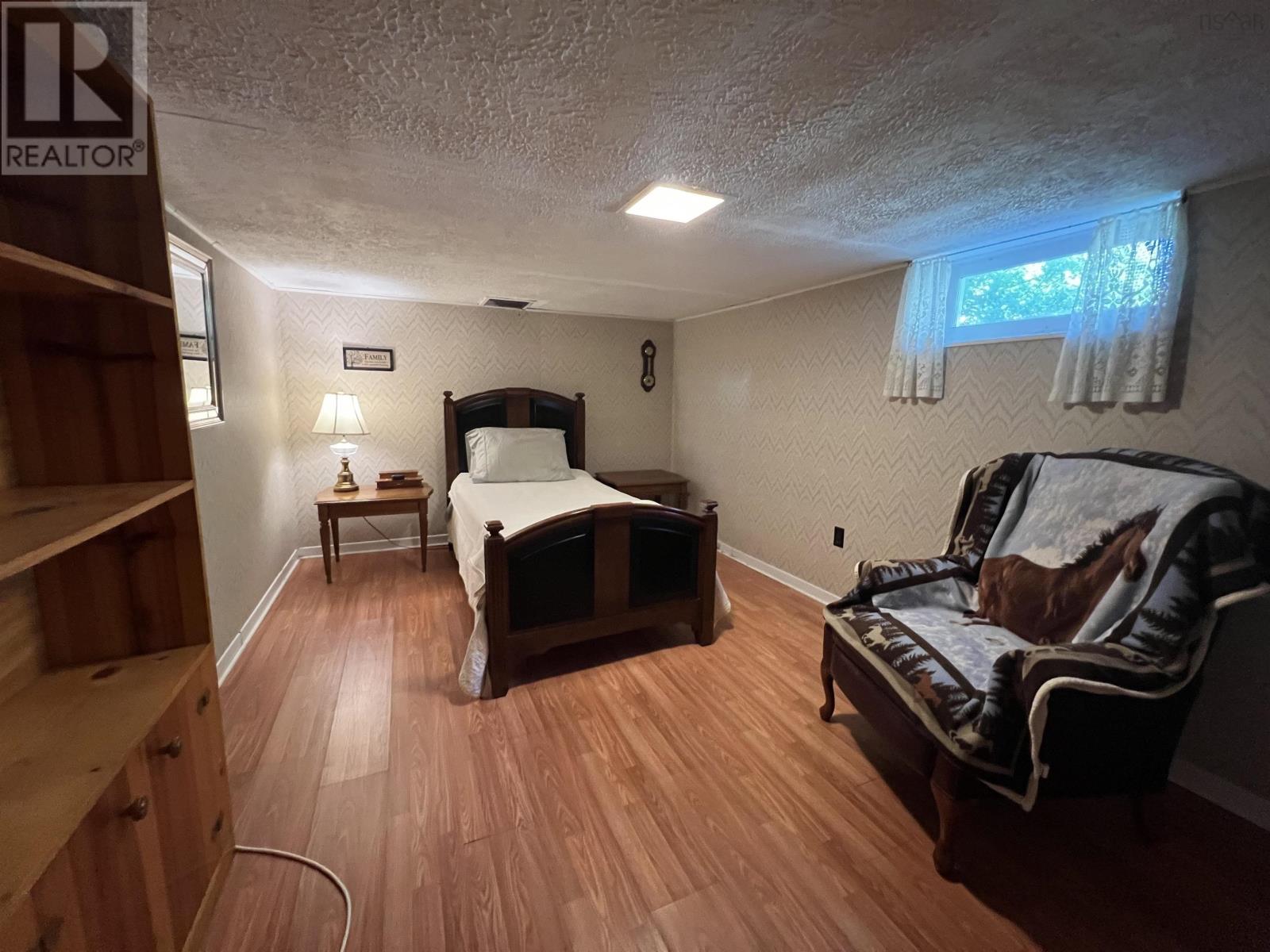 19 Davidson Road Property Photo 16