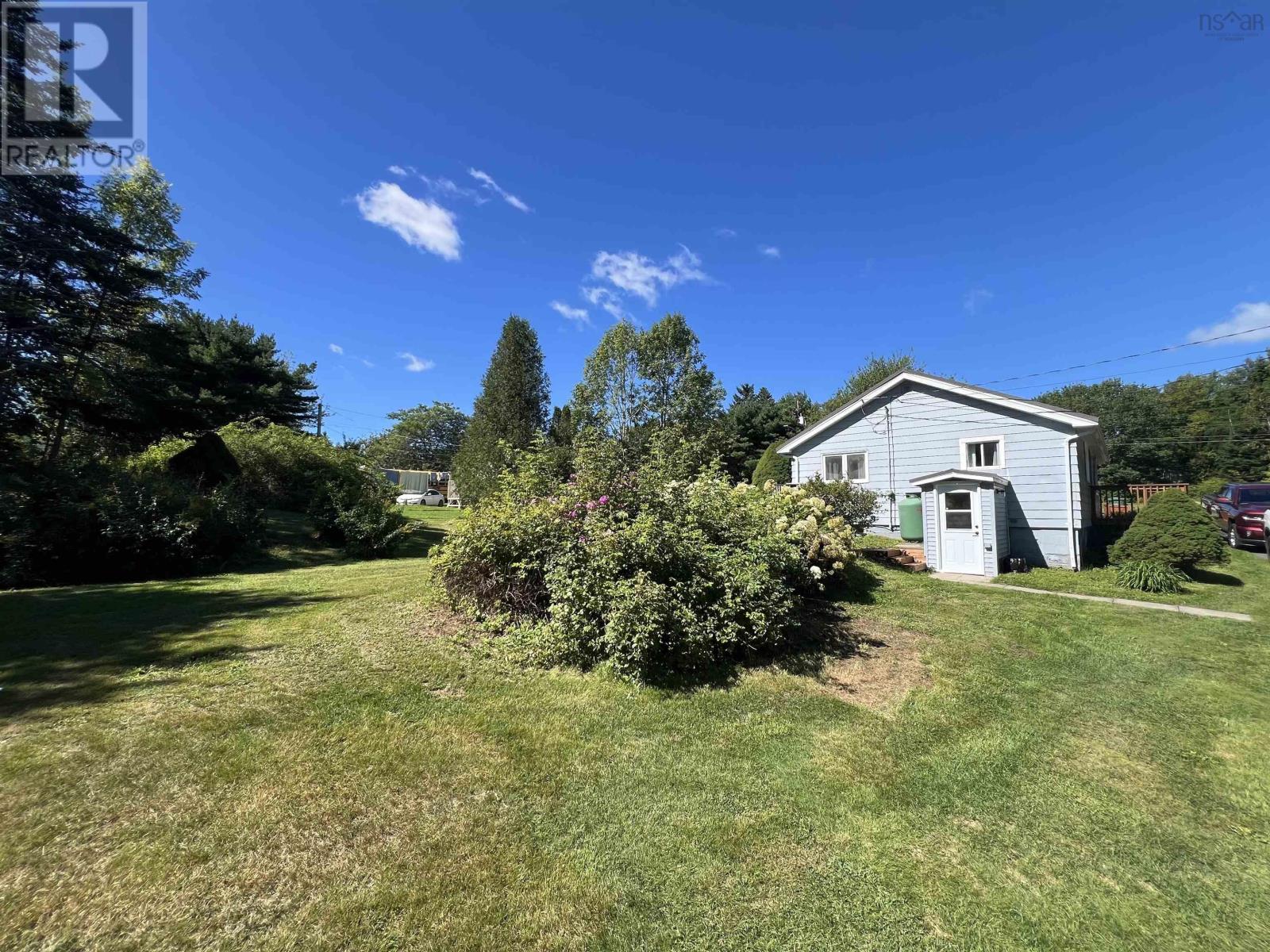 19 Davidson Road Property Photo 24