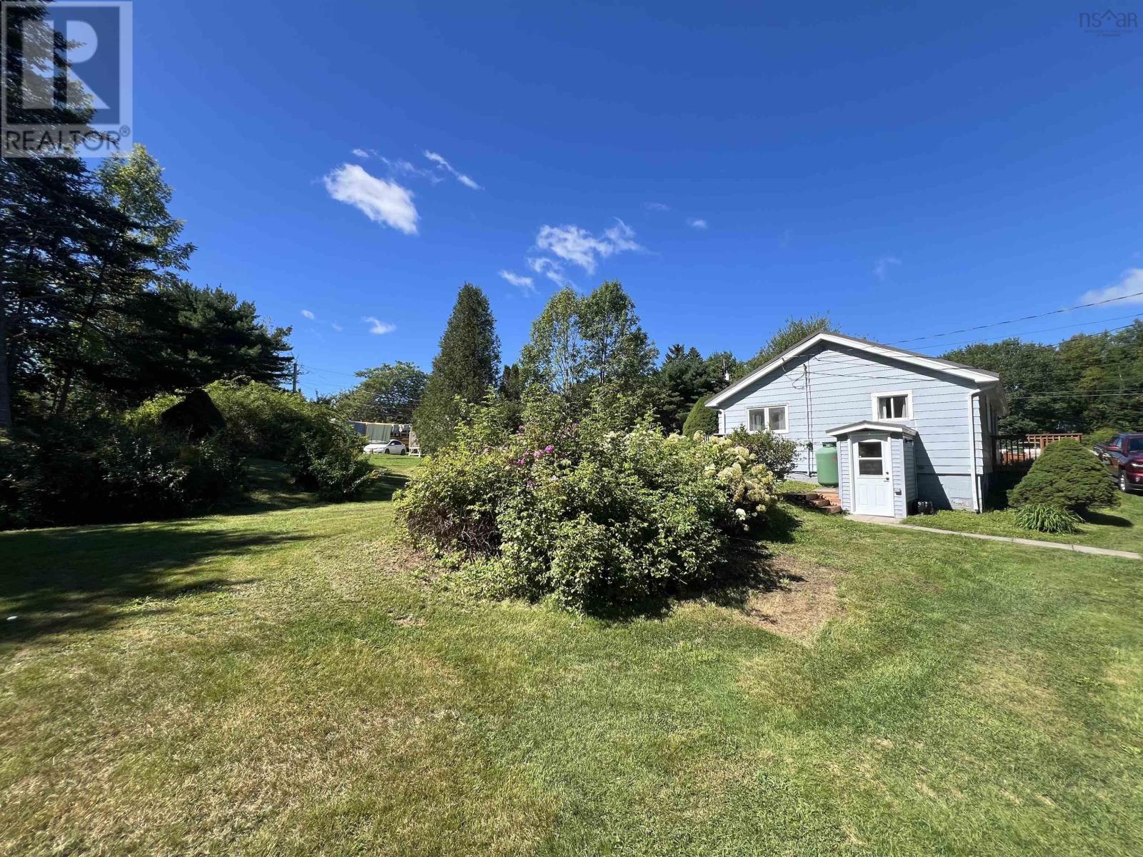 19 Davidson Road Property Photo 25