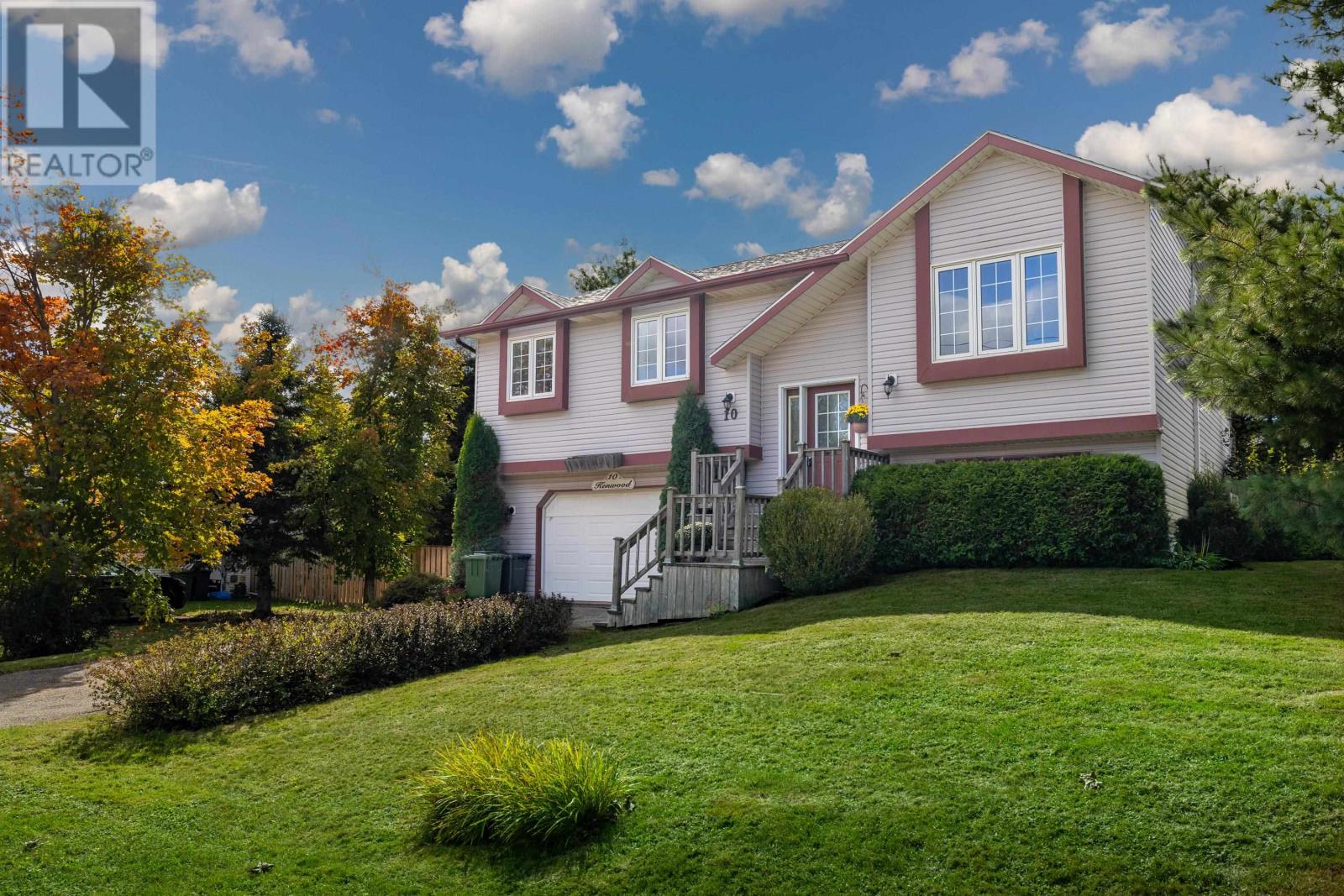 10 Kenwood Circle