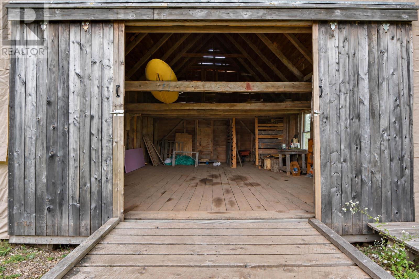 1776 Scotsburn Road Property Photo 31