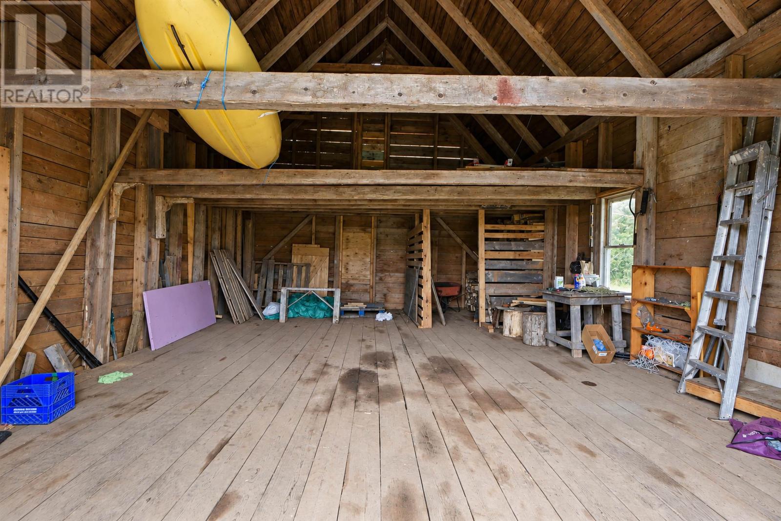 1776 Scotsburn Road Property Photo 33