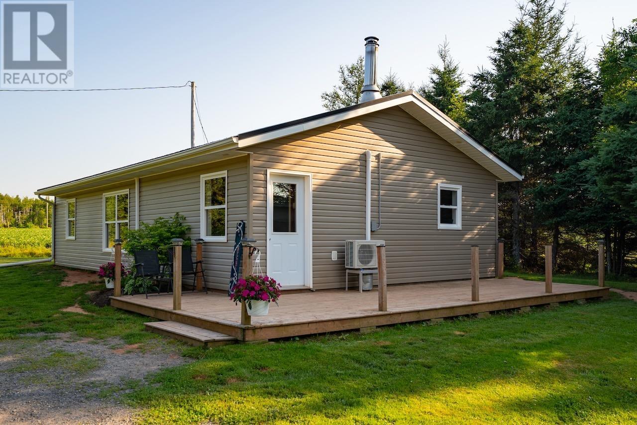 35 Harbour Road Property Photo 9