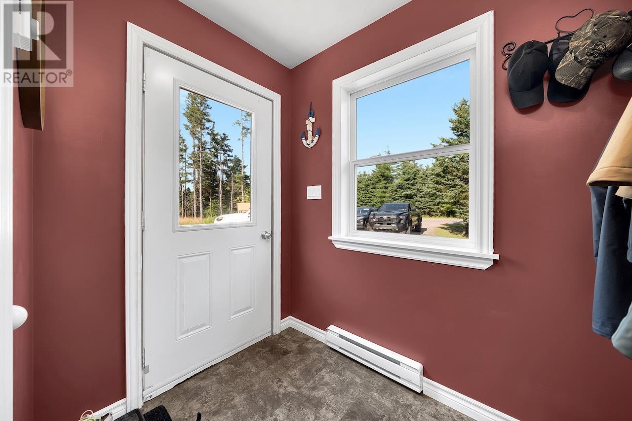 35 Harbour Road Property Photo 10