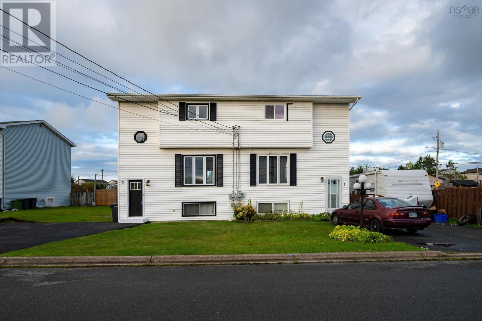 3 Chebucto Circle Property Photo 2