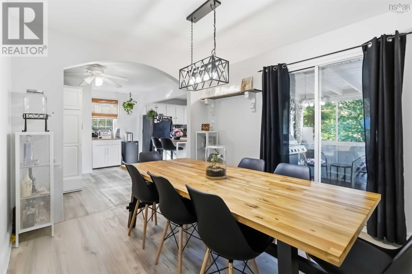 16 Bowser Avenue Property Photo 7