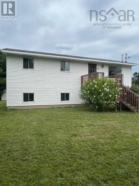 6 Brook Court Property Photo 3
