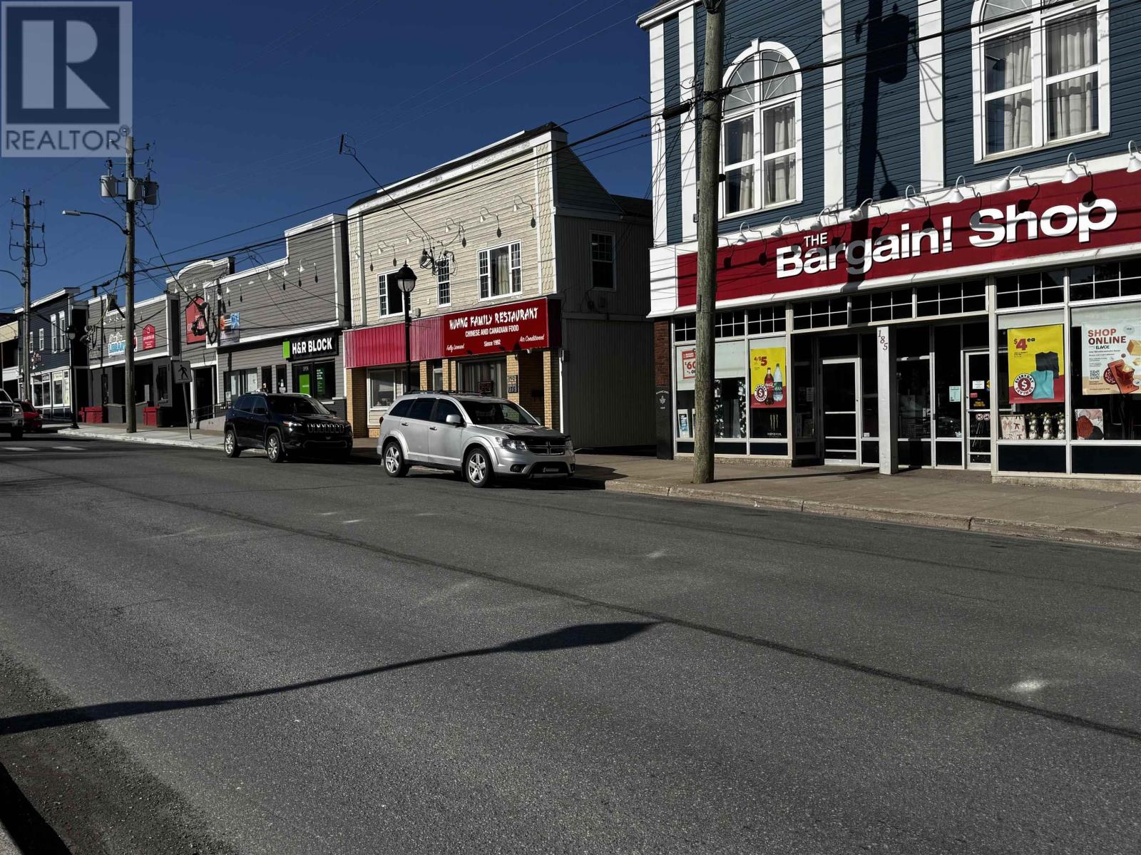 195 Commercial Street Property Photo 37
