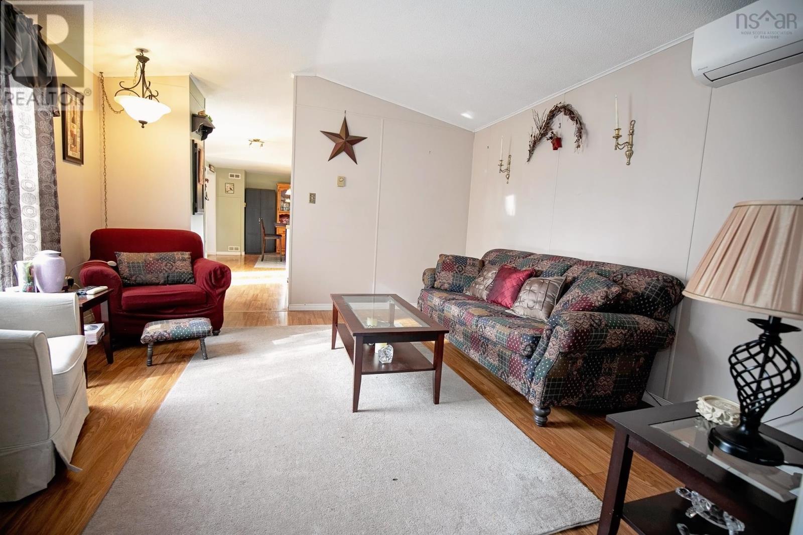 12 Kent Drive Property Photo 15