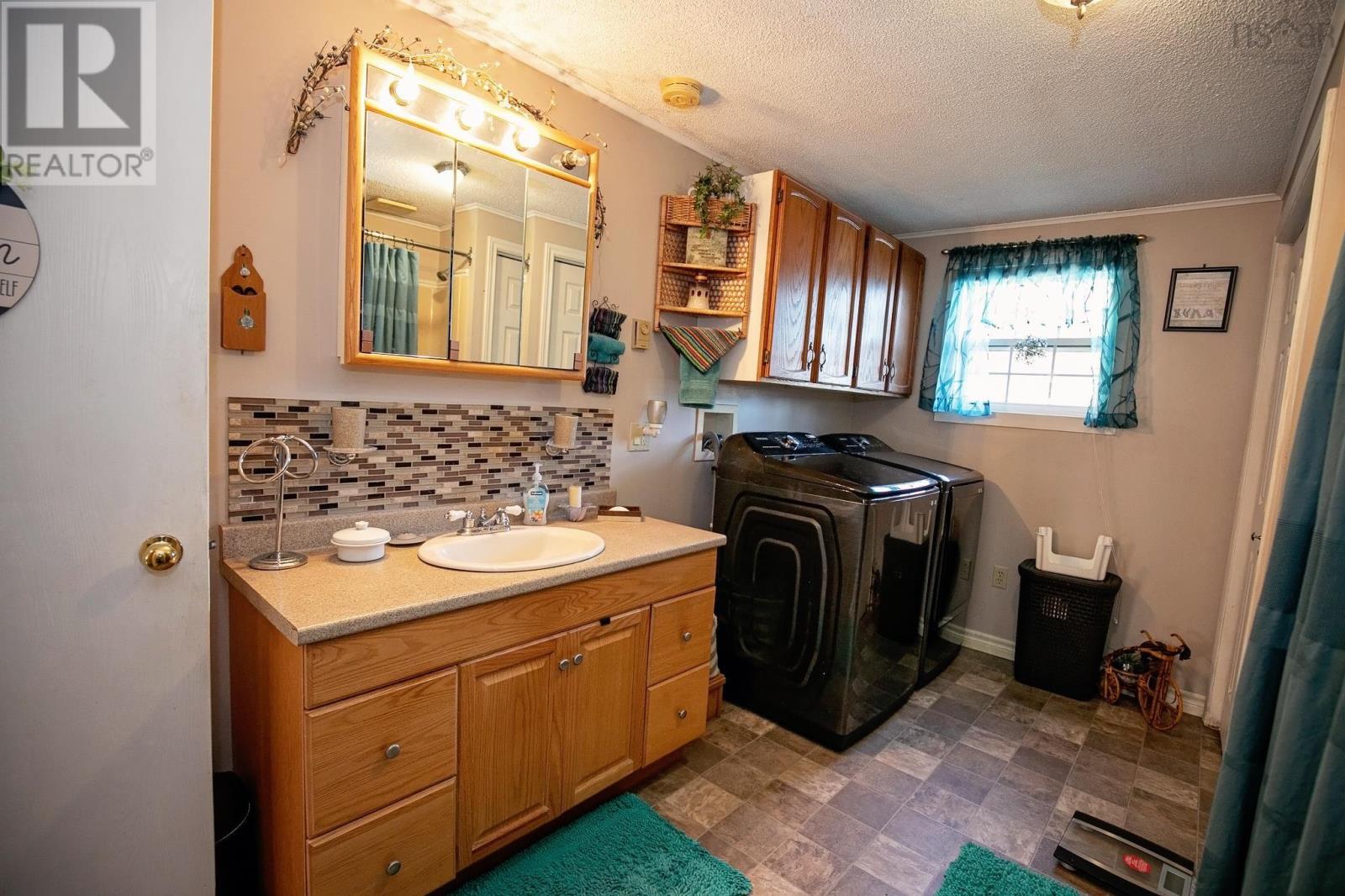 12 Kent Drive Property Photo 25