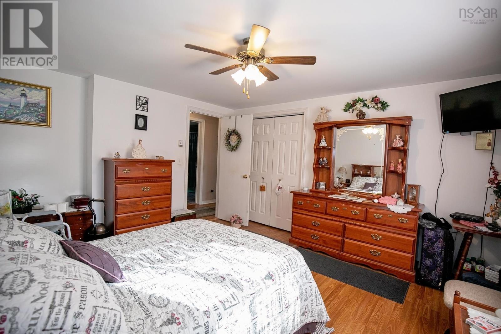 12 Kent Drive Property Photo 28