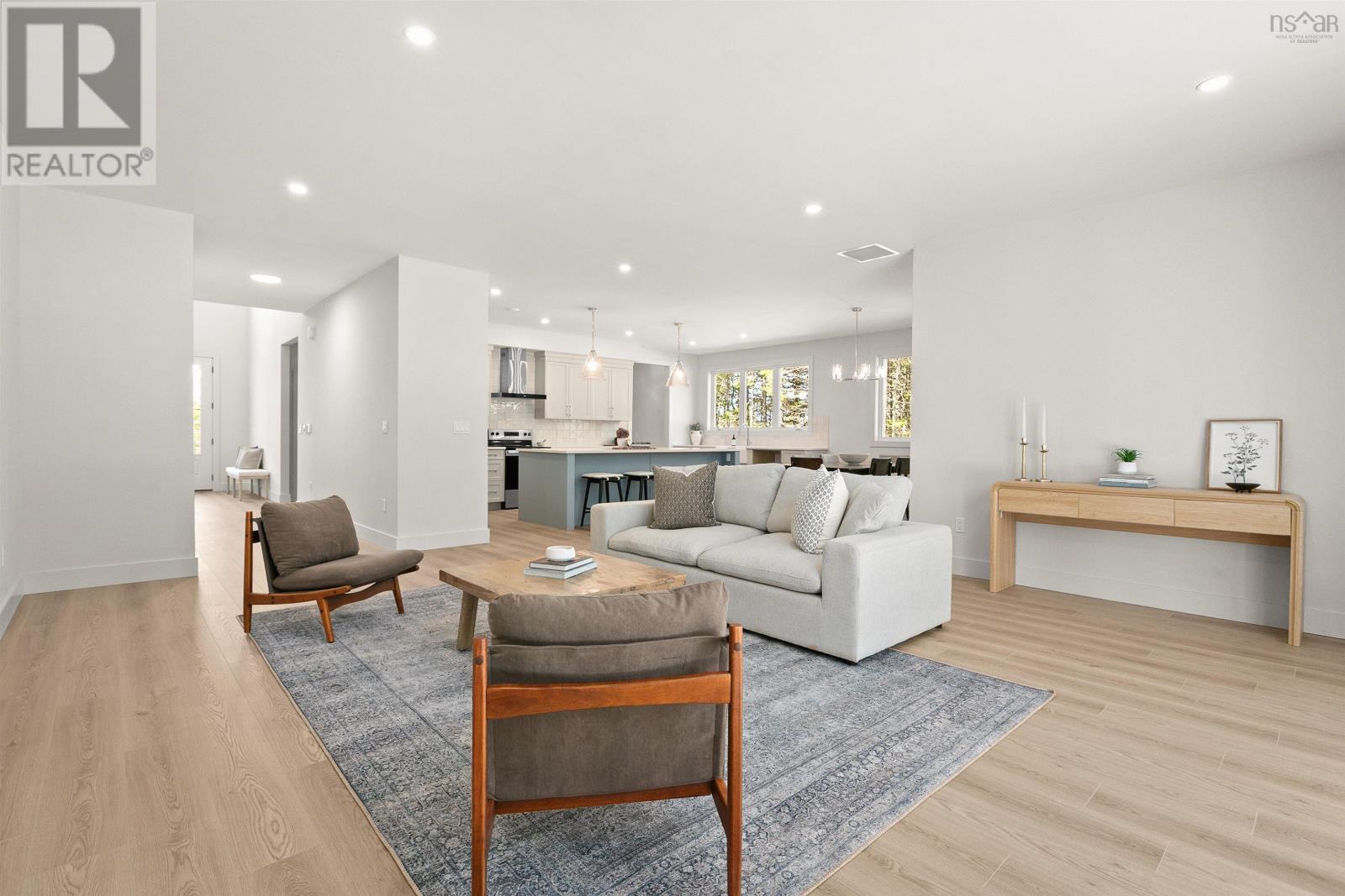 56 Parish Street Property Photo 8