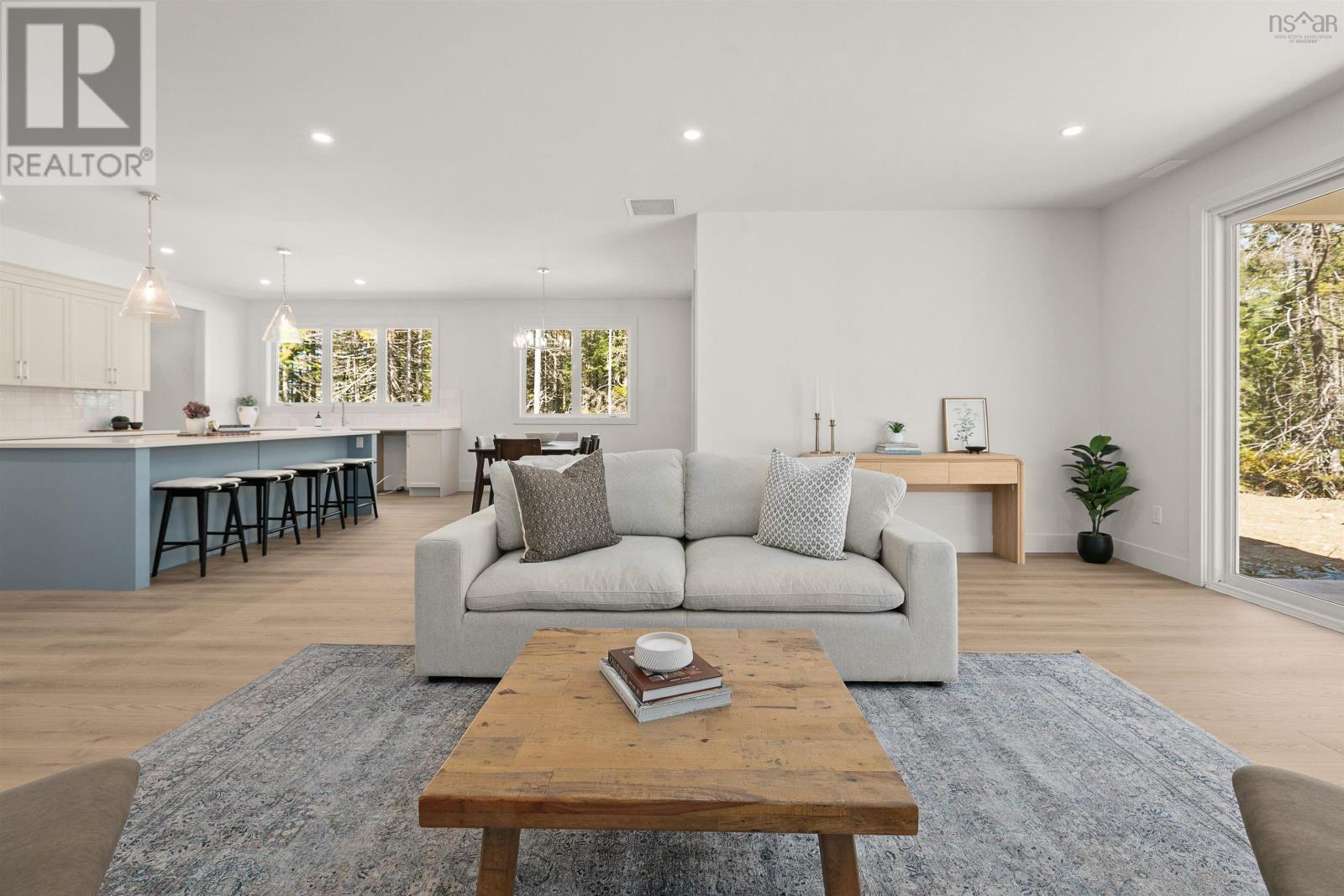 56 Parish Street Property Photo 9
