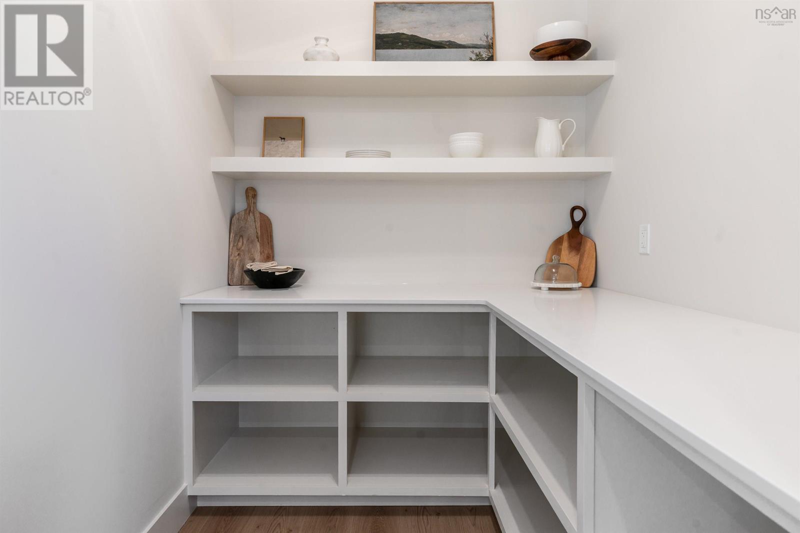 56 Parish Street Property Photo 17