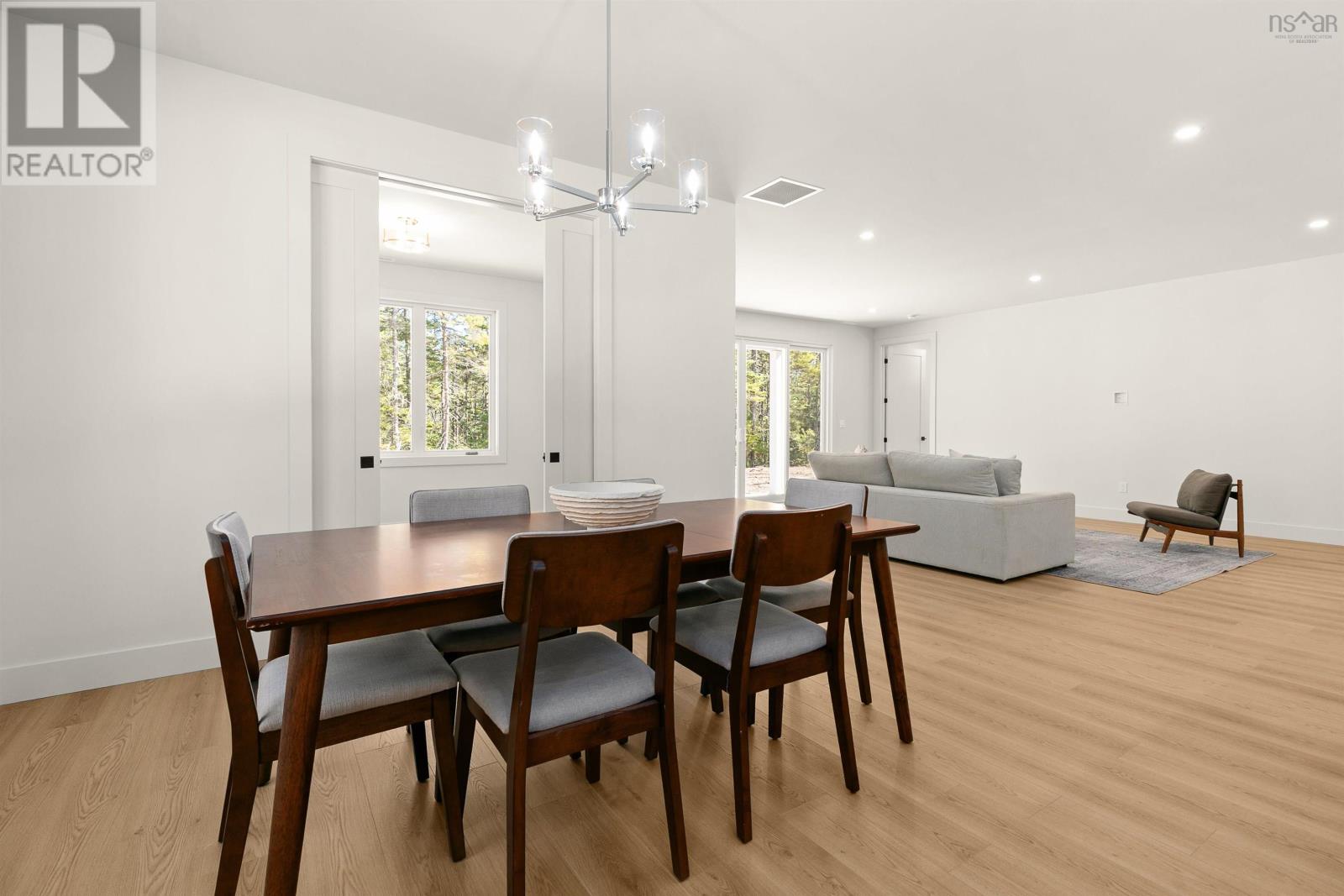 56 Parish Street Property Photo 24