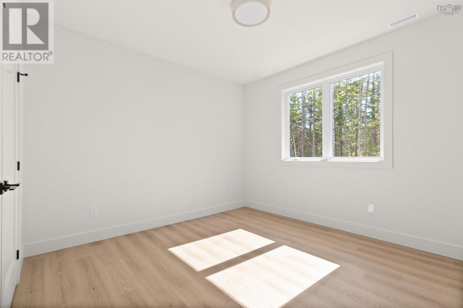 56 Parish Street Property Photo 34