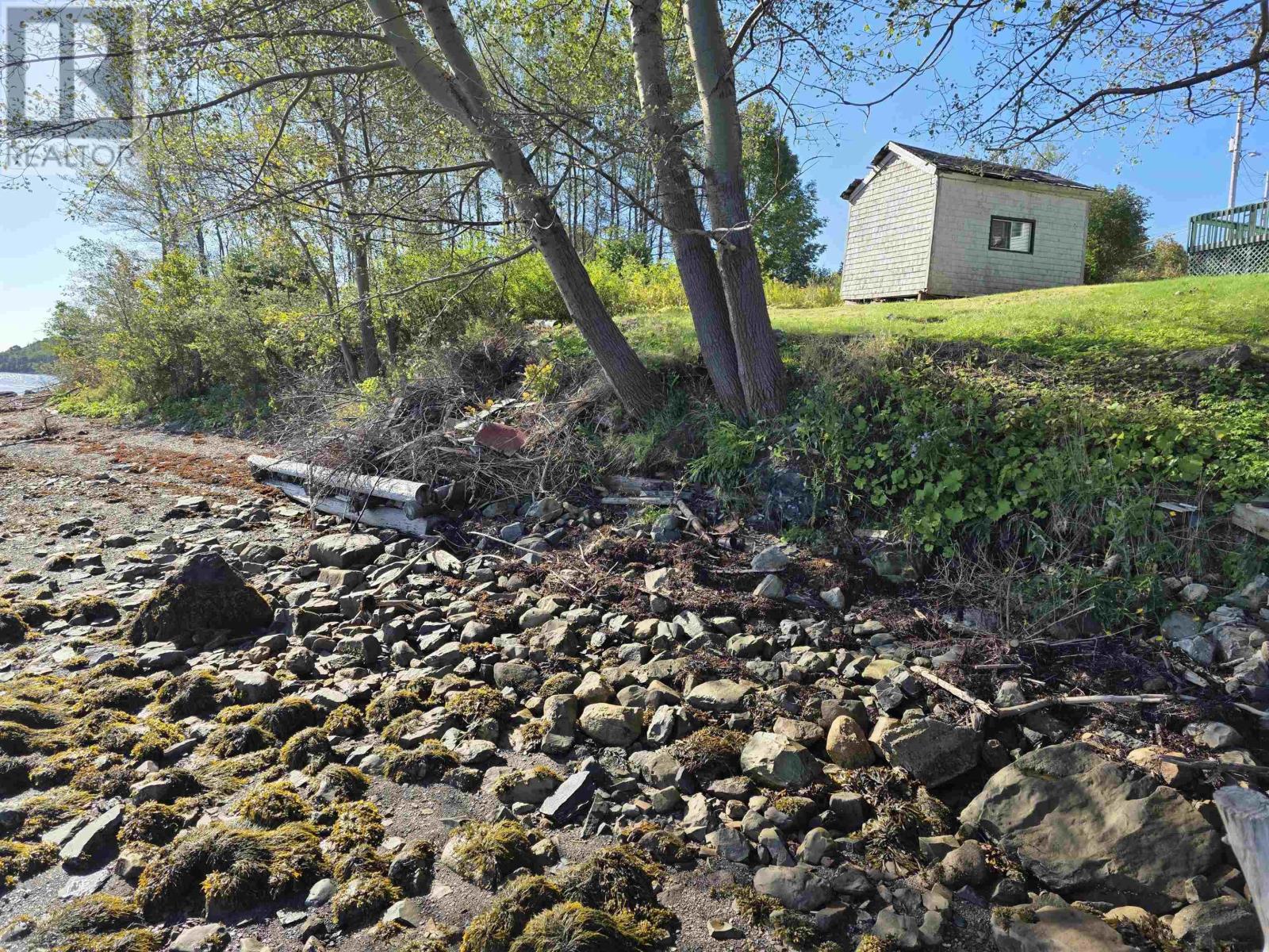 618 Main Street Property Photo 9