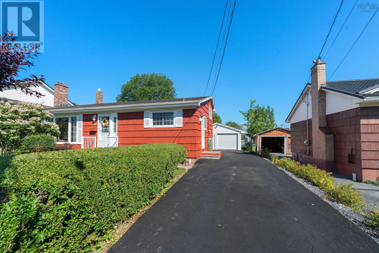 24 Estate Drive Property Photo 5