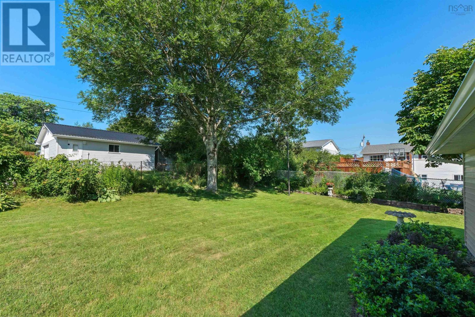 24 Estate Drive Property Photo 16