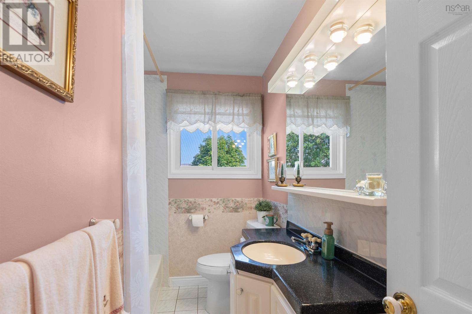 24 Estate Drive Property Photo 41