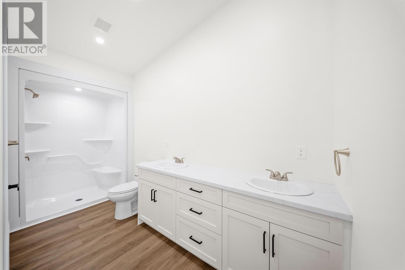 154 Dalton Avenue Property Photo 27