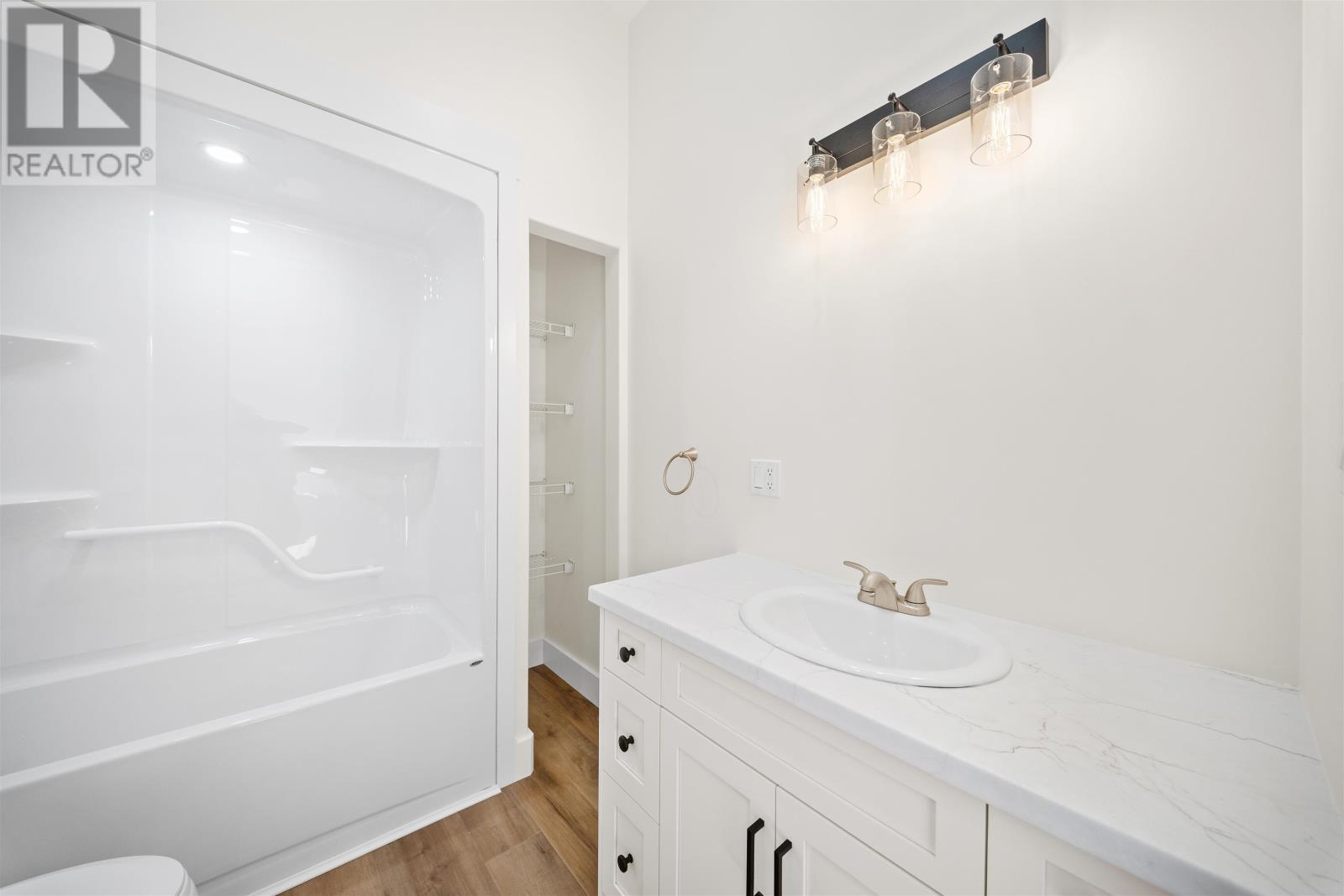 154 Dalton Avenue Property Photo 37