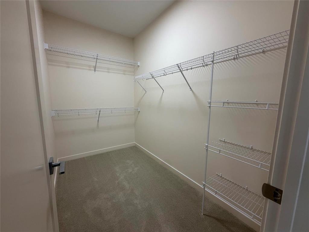 213 Laurent Drive Property Photo 12