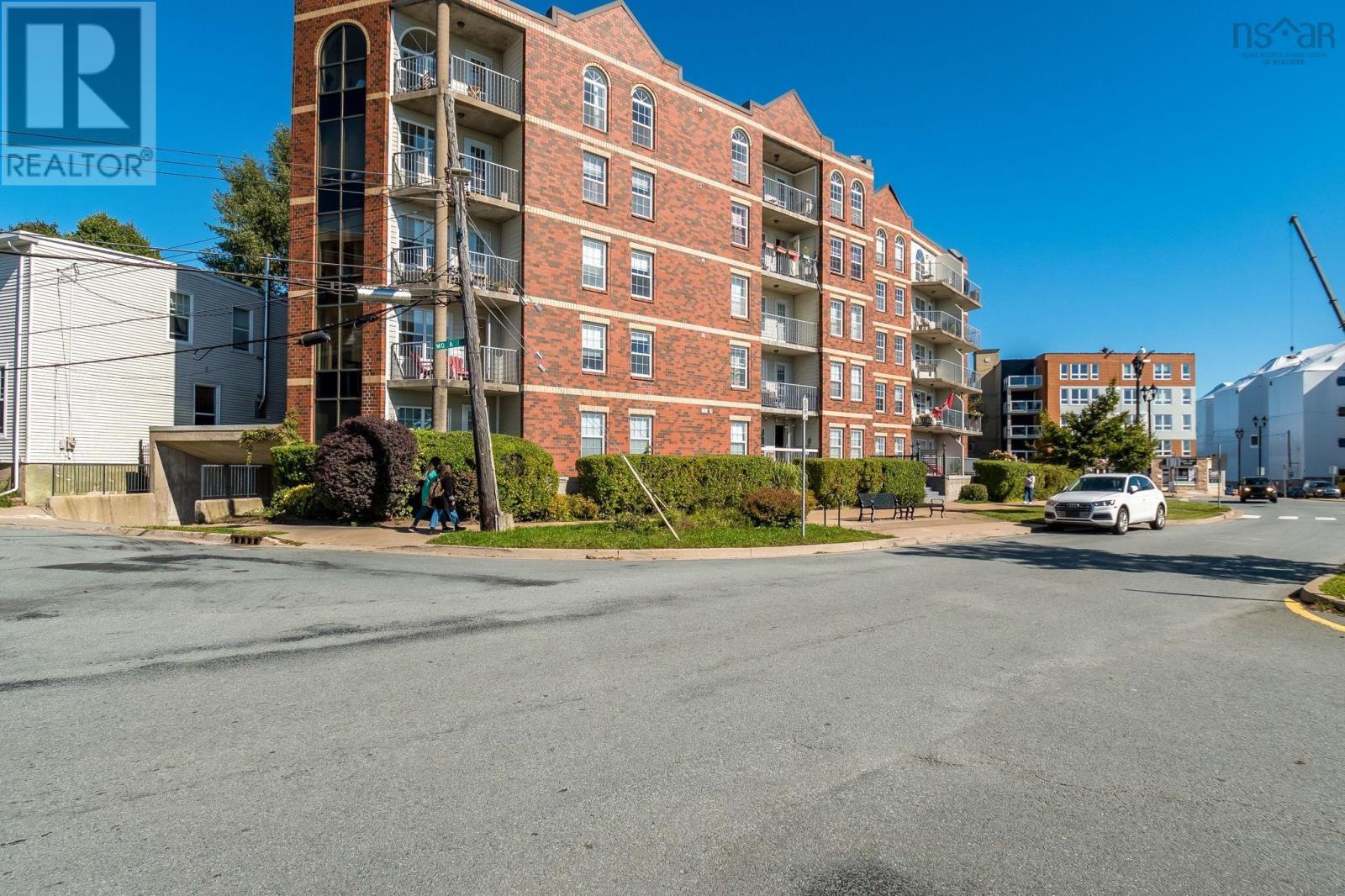 502 5769 Cunard Street Property Photo 2