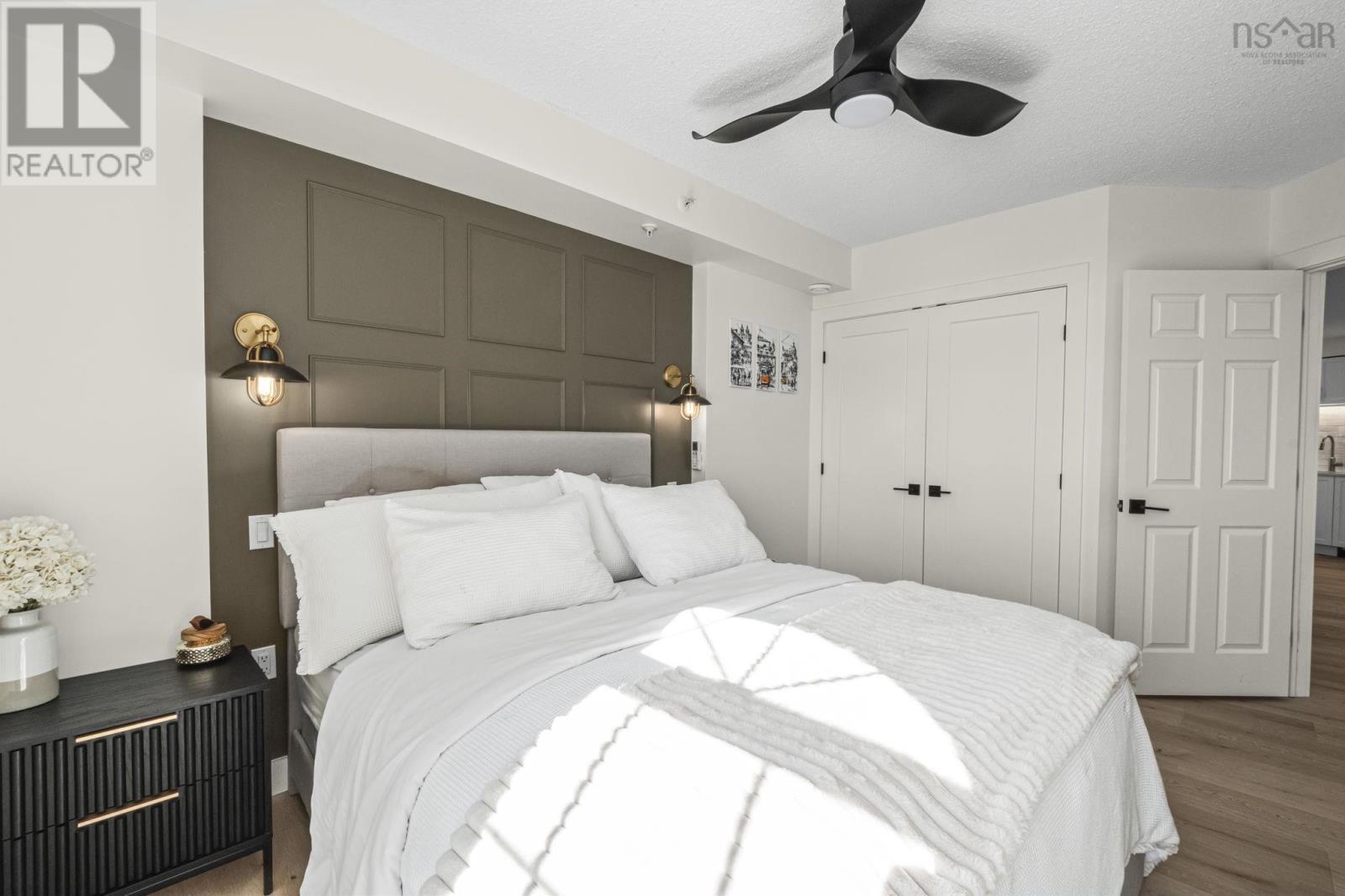 502 5769 Cunard Street Property Photo 15