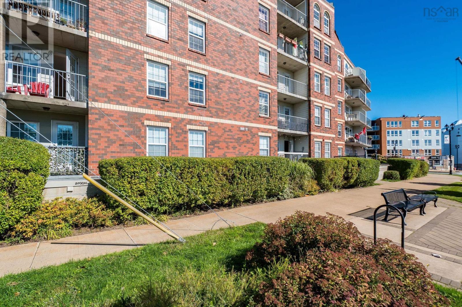 502 5769 Cunard Street Property Photo 26