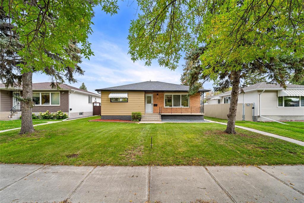 43 Richardson Avenue Property Photo 1