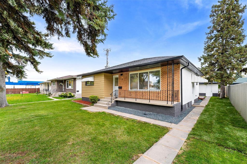 43 Richardson Avenue Property Photo 3