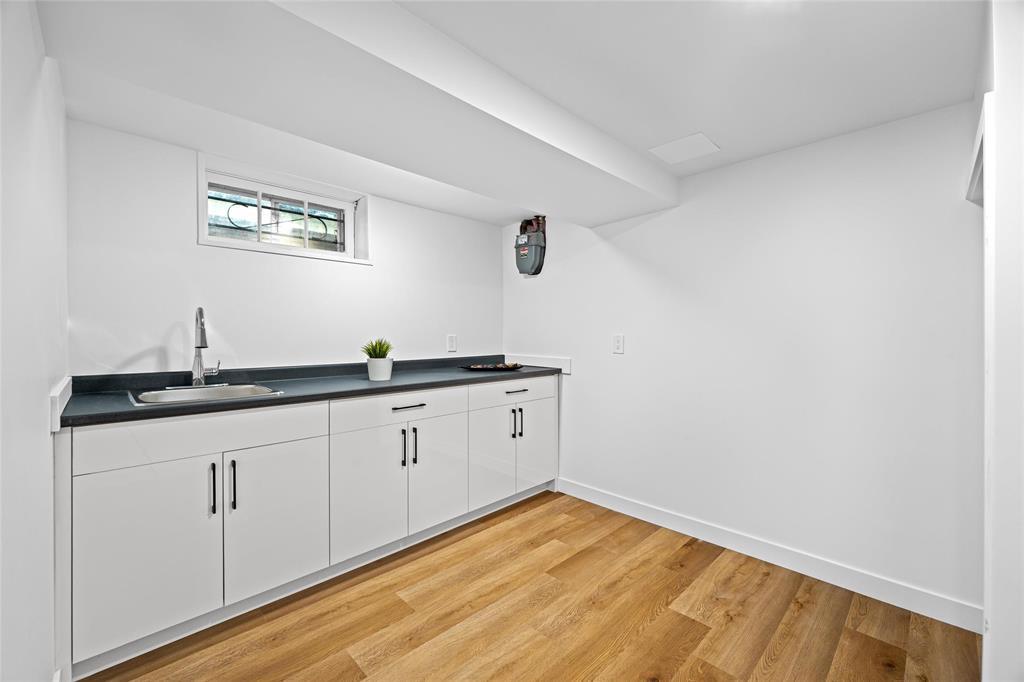 43 Richardson Avenue Property Photo 26
