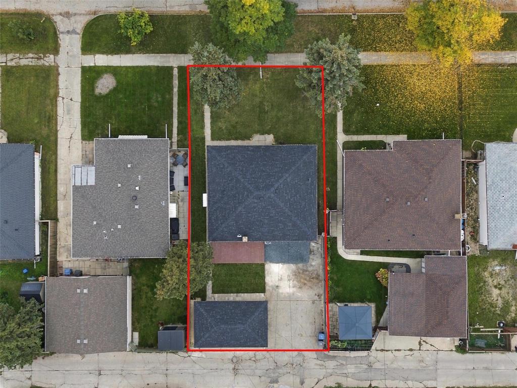 43 Richardson Avenue Property Photo 38