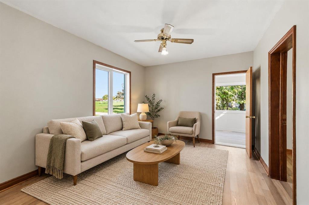 93 Gateway Road Property Photo 12