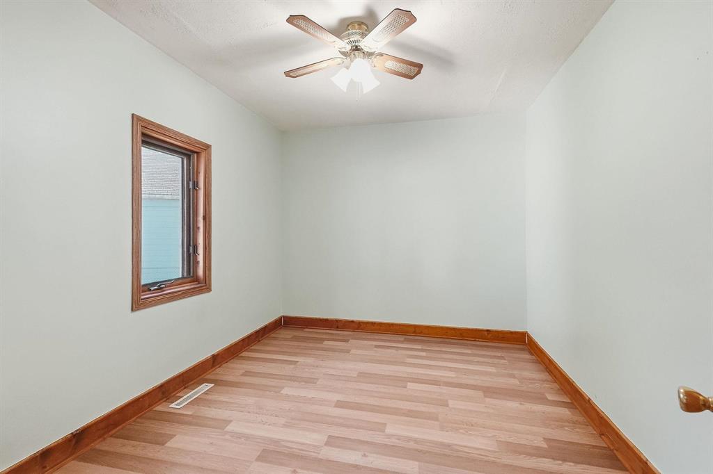 93 Gateway Road Property Photo 14