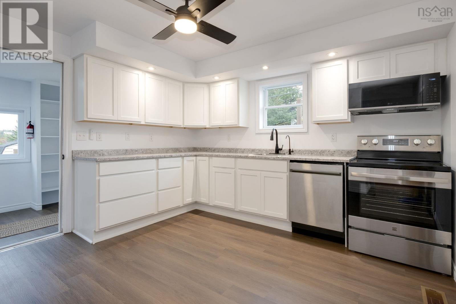 28 St Genevieve Property Photo 6