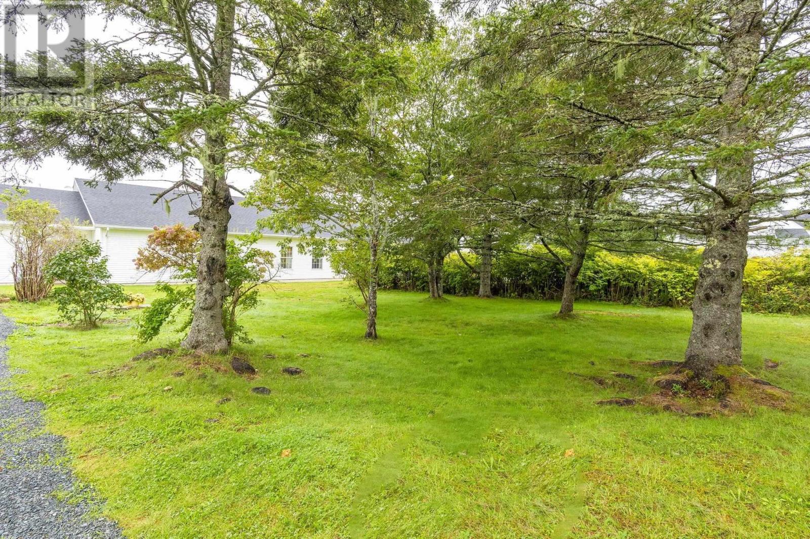 28 St Genevieve Property Photo 32