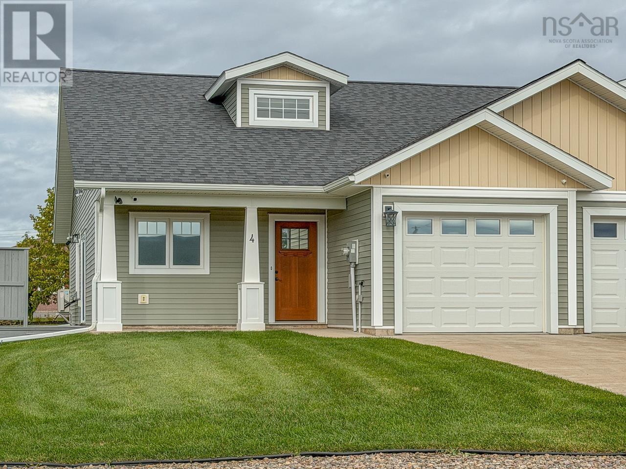 4 Little Fox Court Property Photo 1
